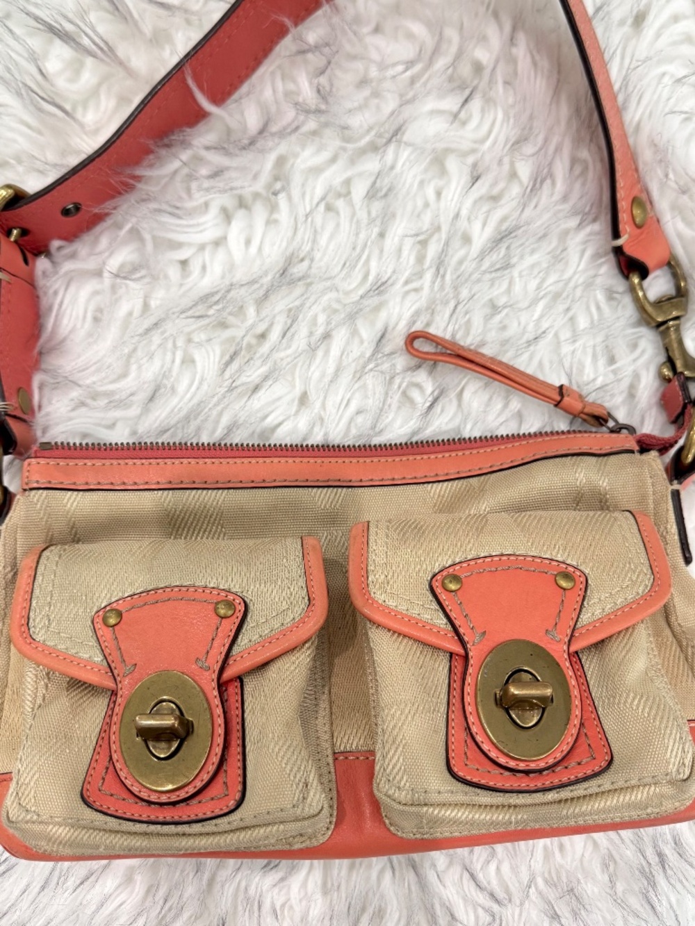Vintage Coach Legacy Signature Canvas Turnlock Bag - Coral & Khaki - Picture 5 of 5